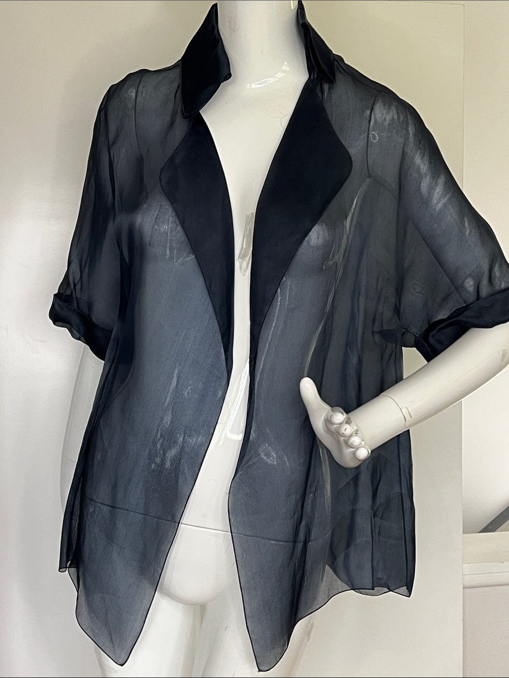 Akris Sz 8 Sheer Navy Tulle Sheer Silk Short Sleeve Open Shirt Jacket